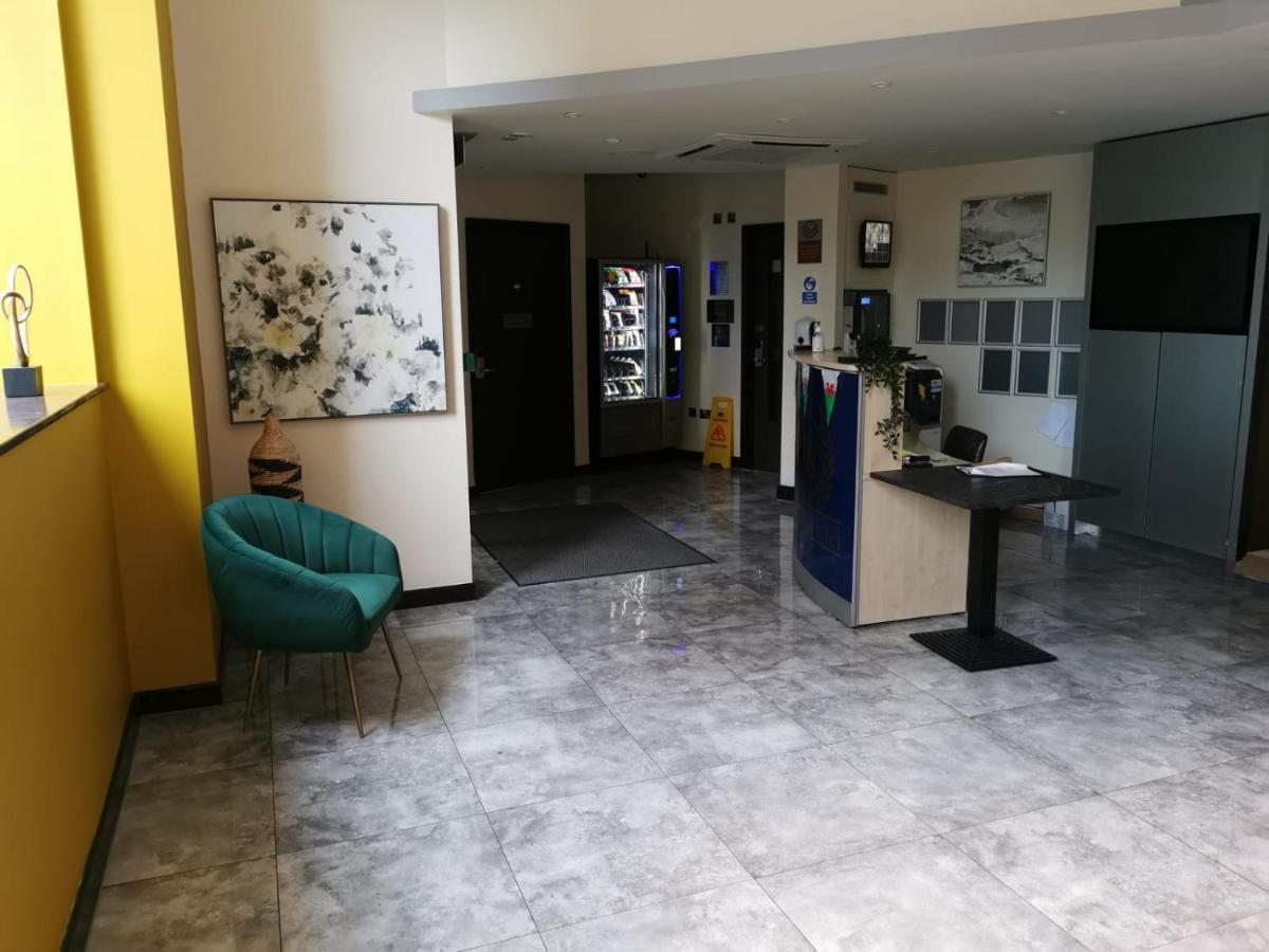 Silurian Hotel Newport ニューポート エクステリア 写真