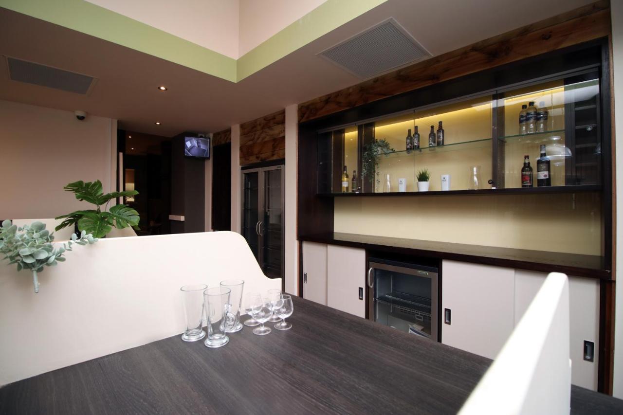 Silurian Hotel Newport ニューポート エクステリア 写真